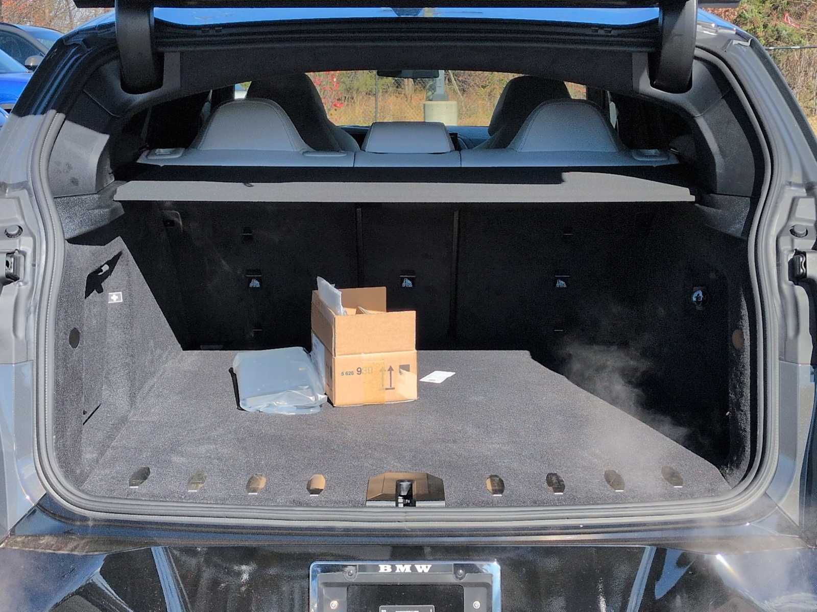 Thumbnail: 2026 BMW XM - 35