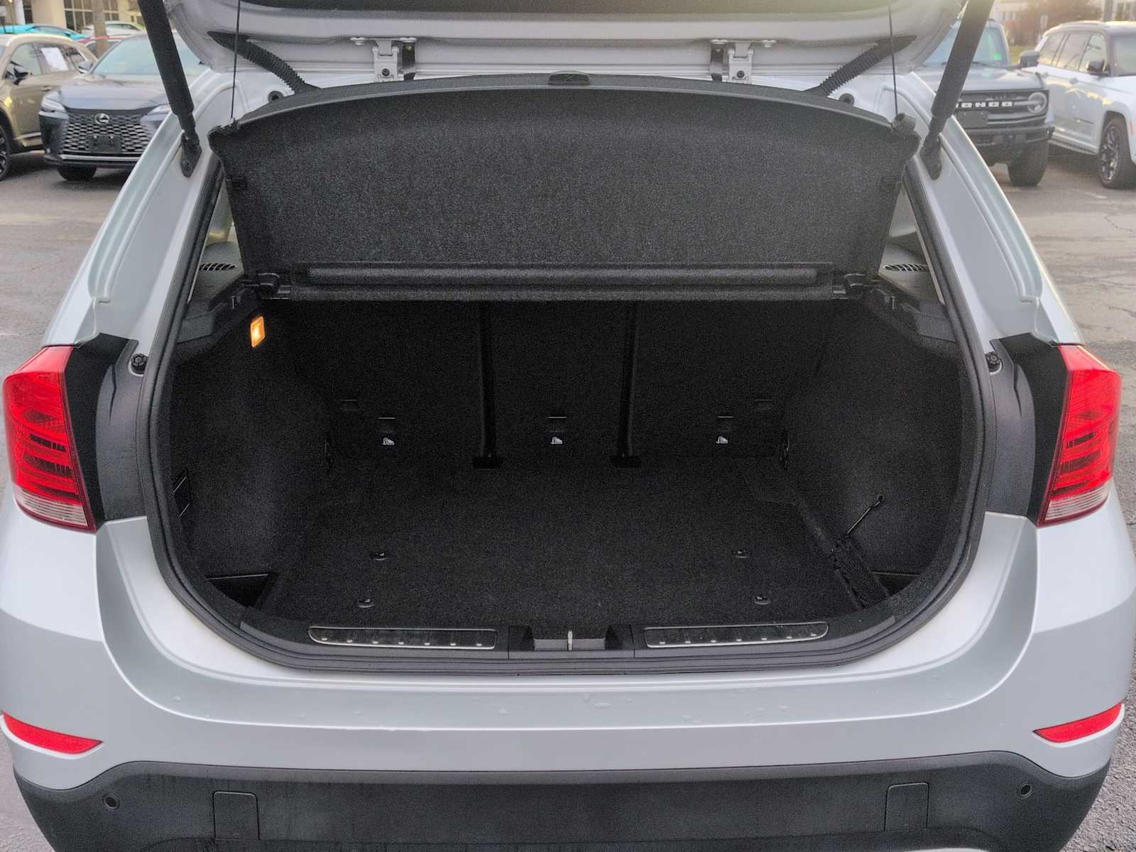 Thumbnail: 2015 BMW X1 - 36