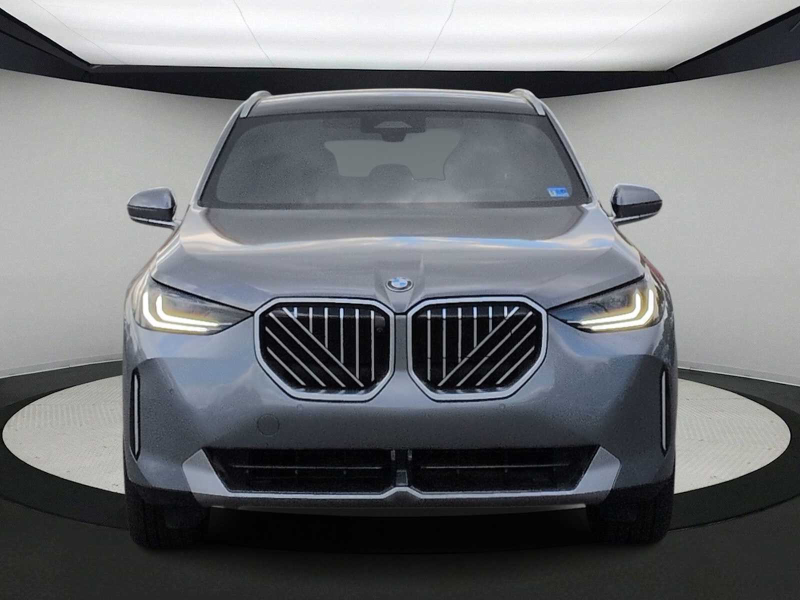Thumbnail: 2026 BMW X3 - 3
