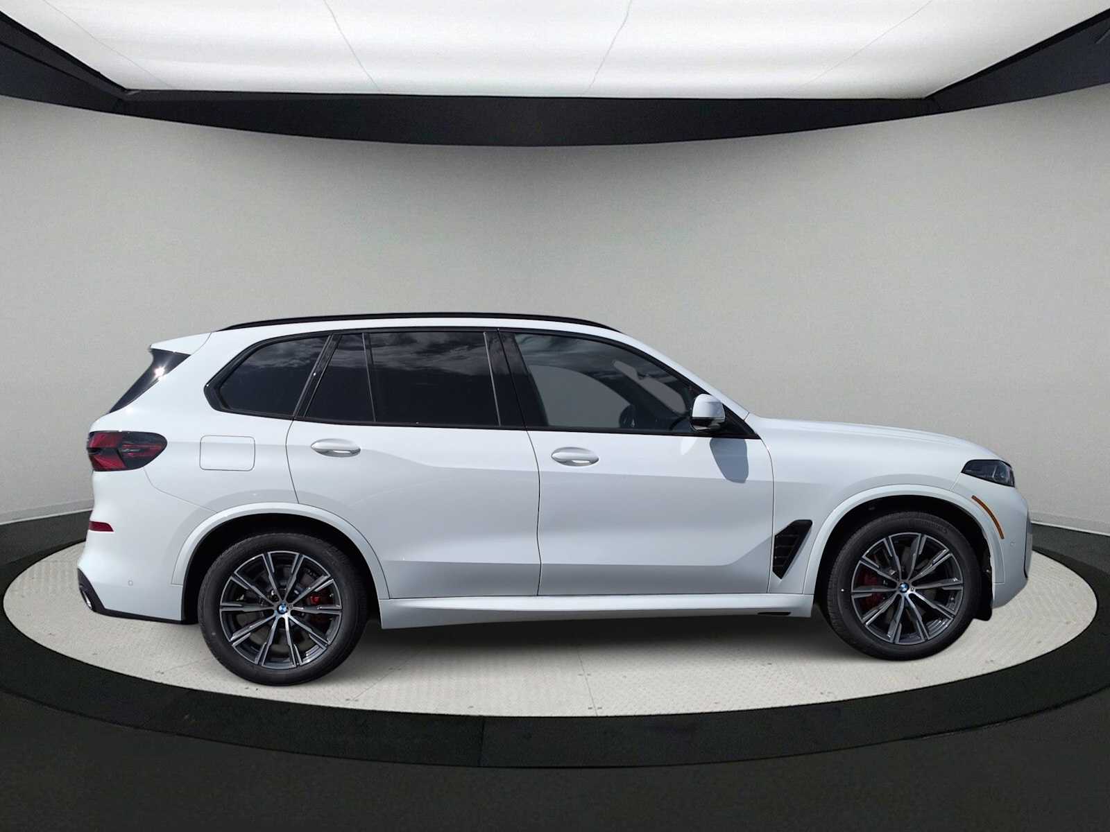 Thumbnail: 2026 BMW X5 - 9