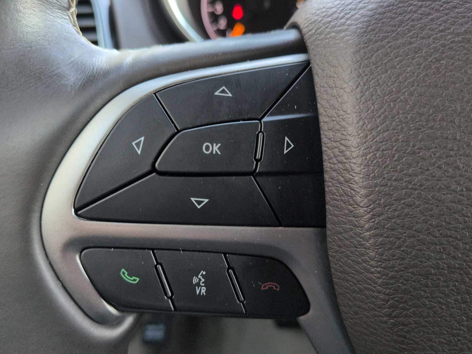 Thumbnail: 2020 Jeep Grand Cherokee - 26