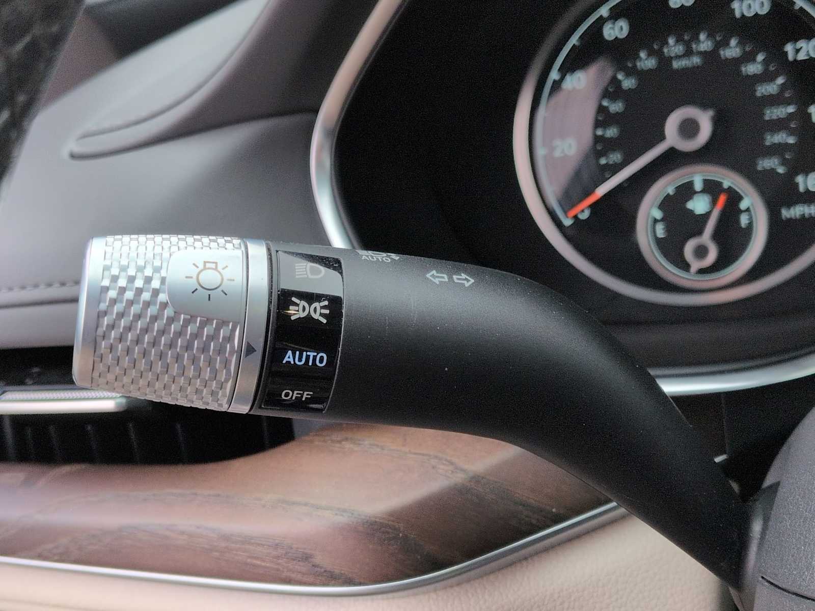 Thumbnail: 2022 Genesis G80 - 29