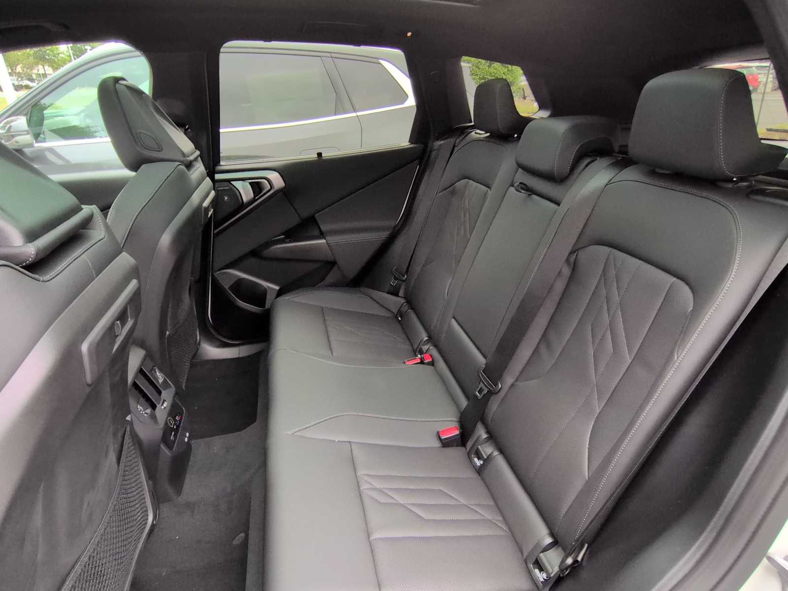 Thumbnail: 2026 BMW X3 - 21