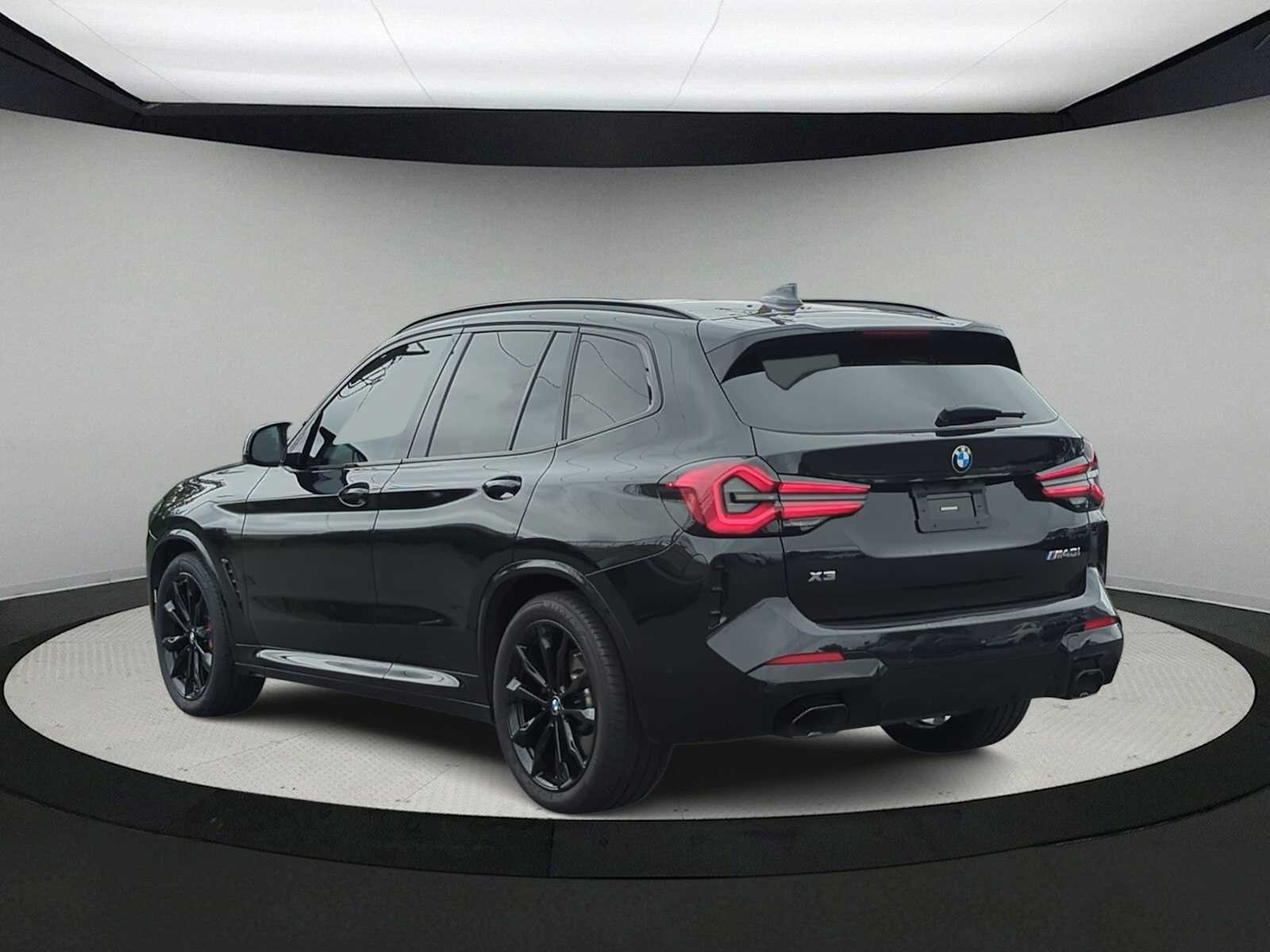 Thumbnail: 2023 BMW X3 - 6