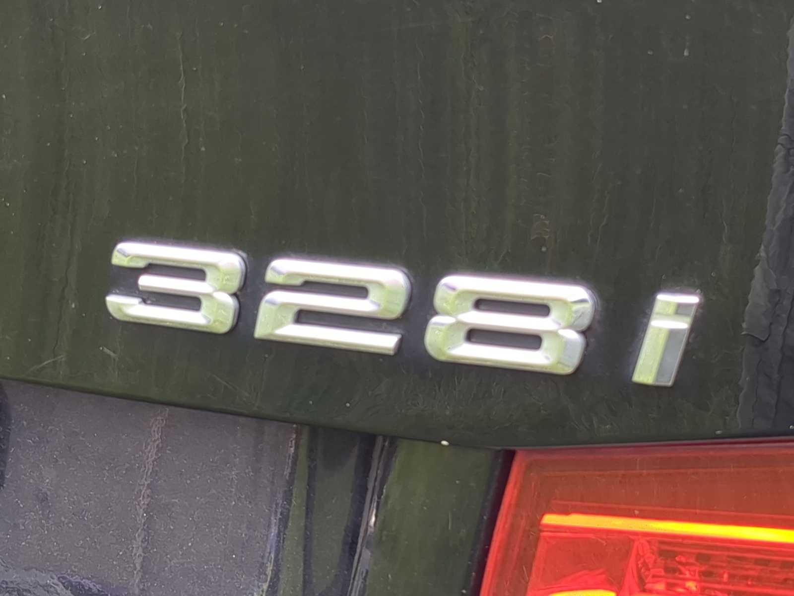 Thumbnail: 2014 BMW 3 Series - 3