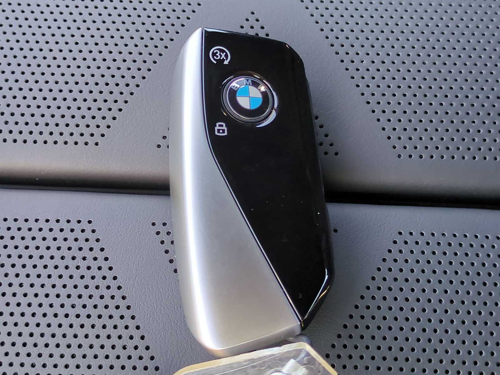 Thumbnail: 2025 BMW 7 Series - 36