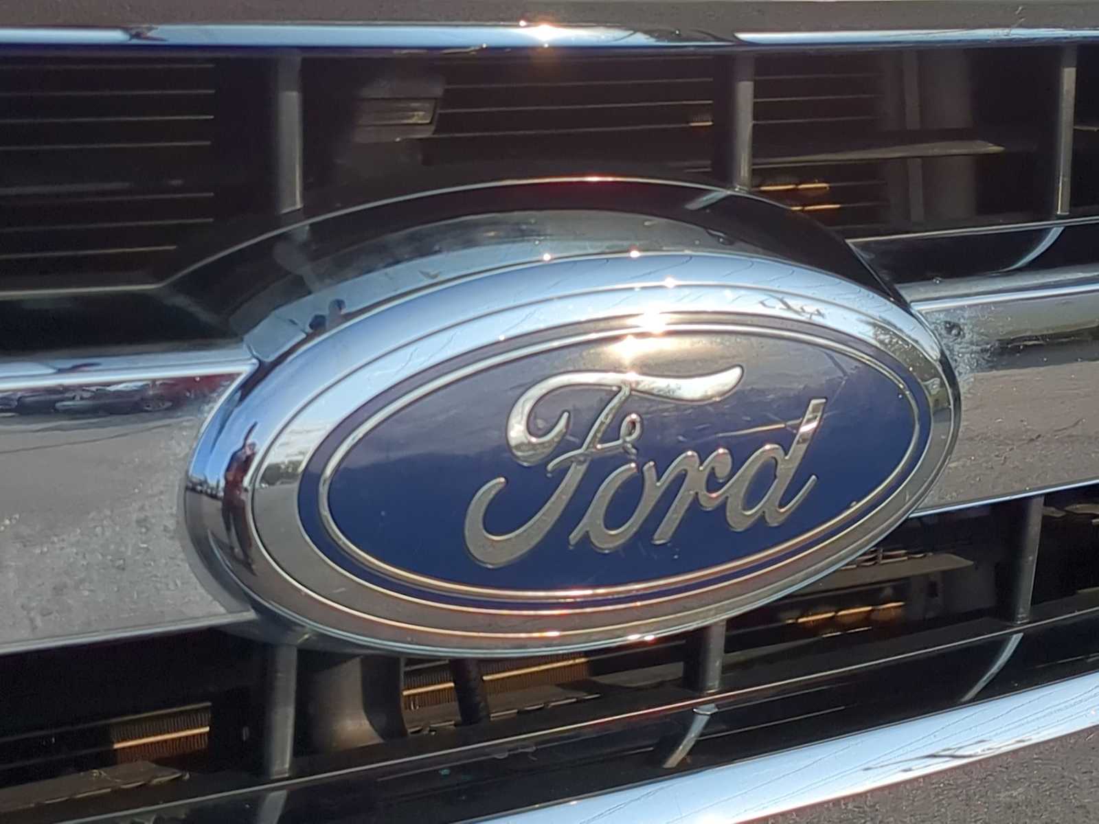 Thumbnail: 2016 Ford F-150 - 11