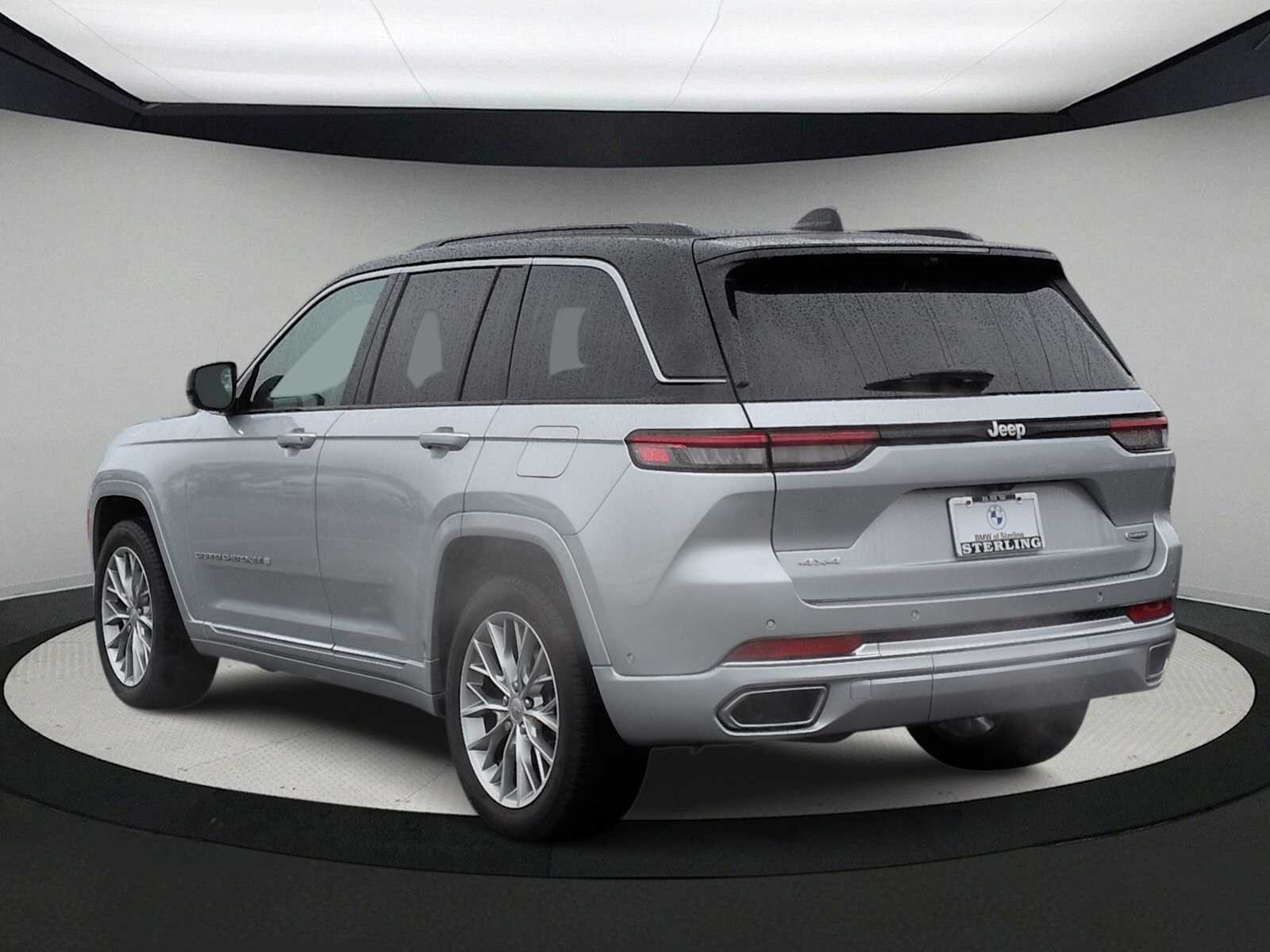 Thumbnail: 2024 Jeep Grand Cherokee - 6