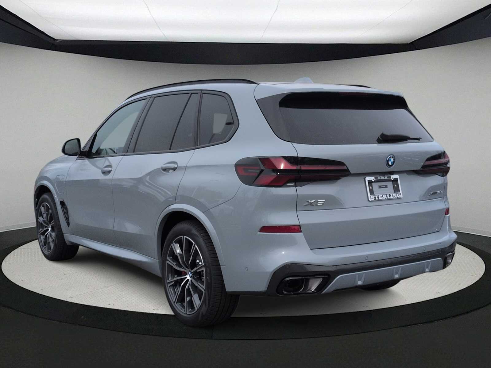 Thumbnail: 2026 BMW X5 - 6