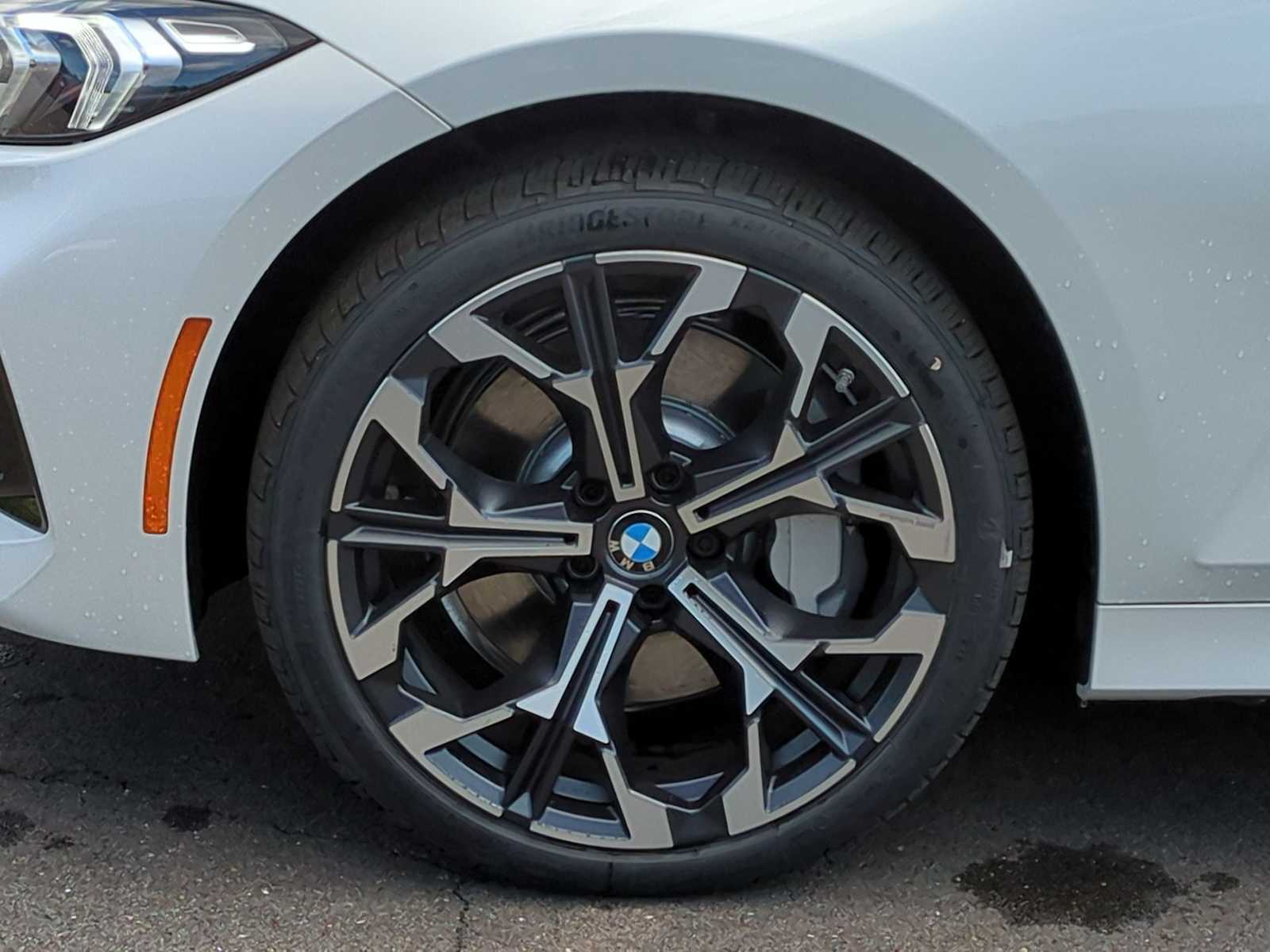Thumbnail: 2025 BMW 3 Series - 13