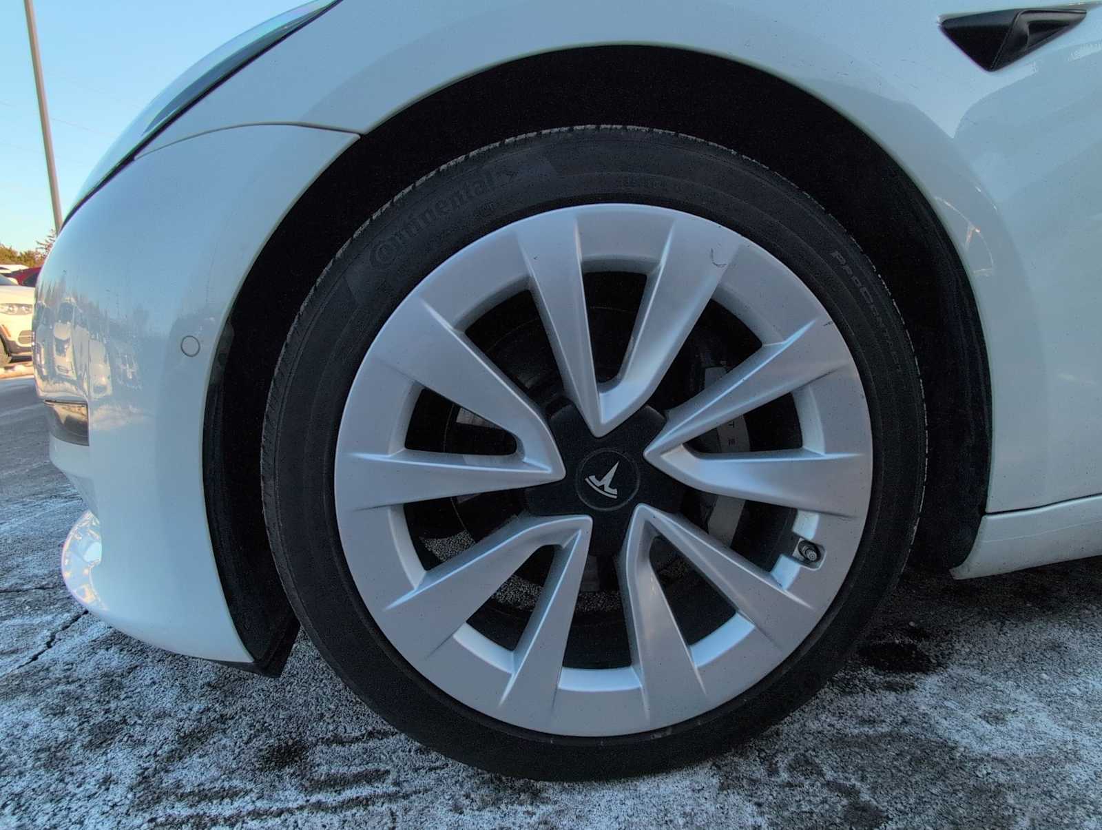 Thumbnail: 2021 Tesla Model 3 - 13