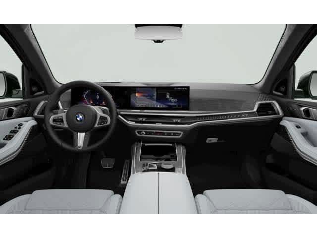 Thumbnail: 2027 BMW X7 - 7