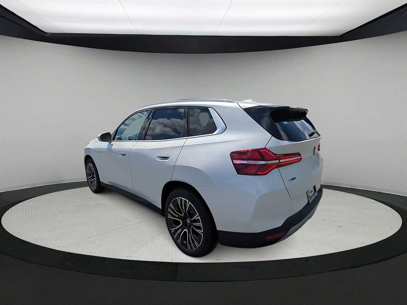 Thumbnail: 2025 BMW X3 - 6