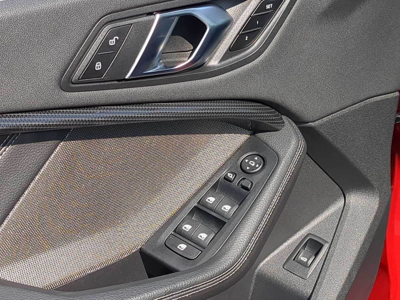 Thumbnail: 2024 BMW 2 Series - 18