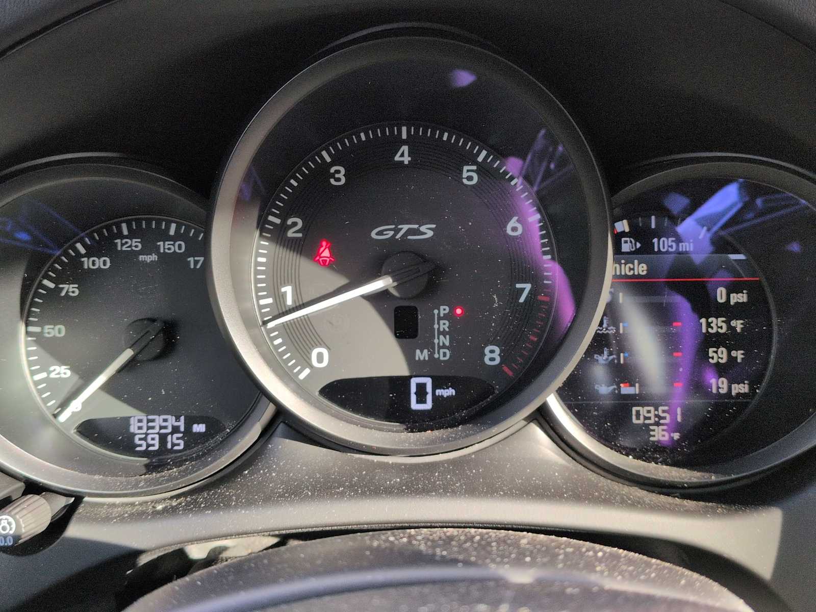 Thumbnail: 2023 Porsche Macan - 25