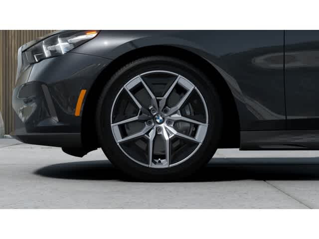 Thumbnail: 2026 BMW 5 Series - 7