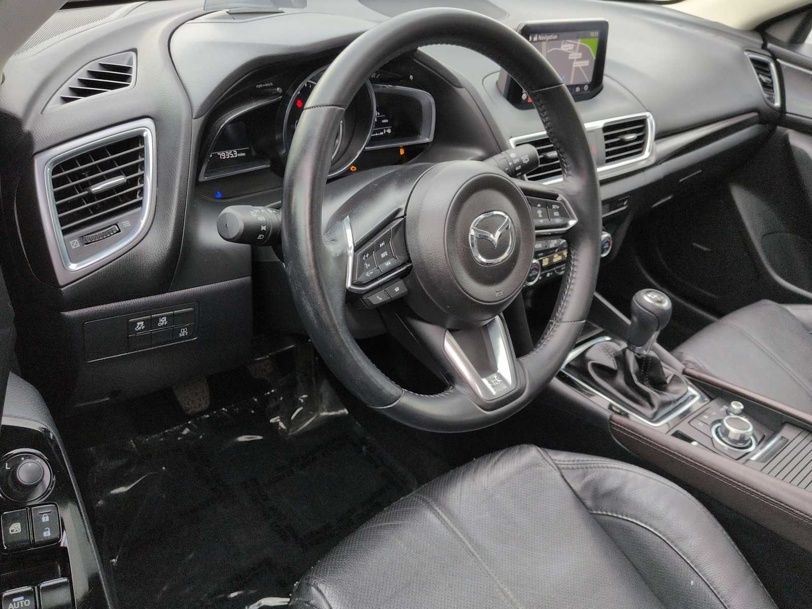 Thumbnail: 2018 Mazda Mazda3 - 10