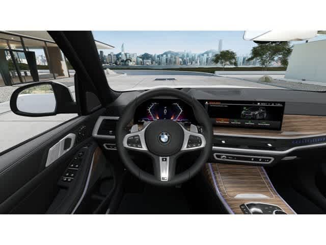 Thumbnail: 2027 BMW X7 - 13