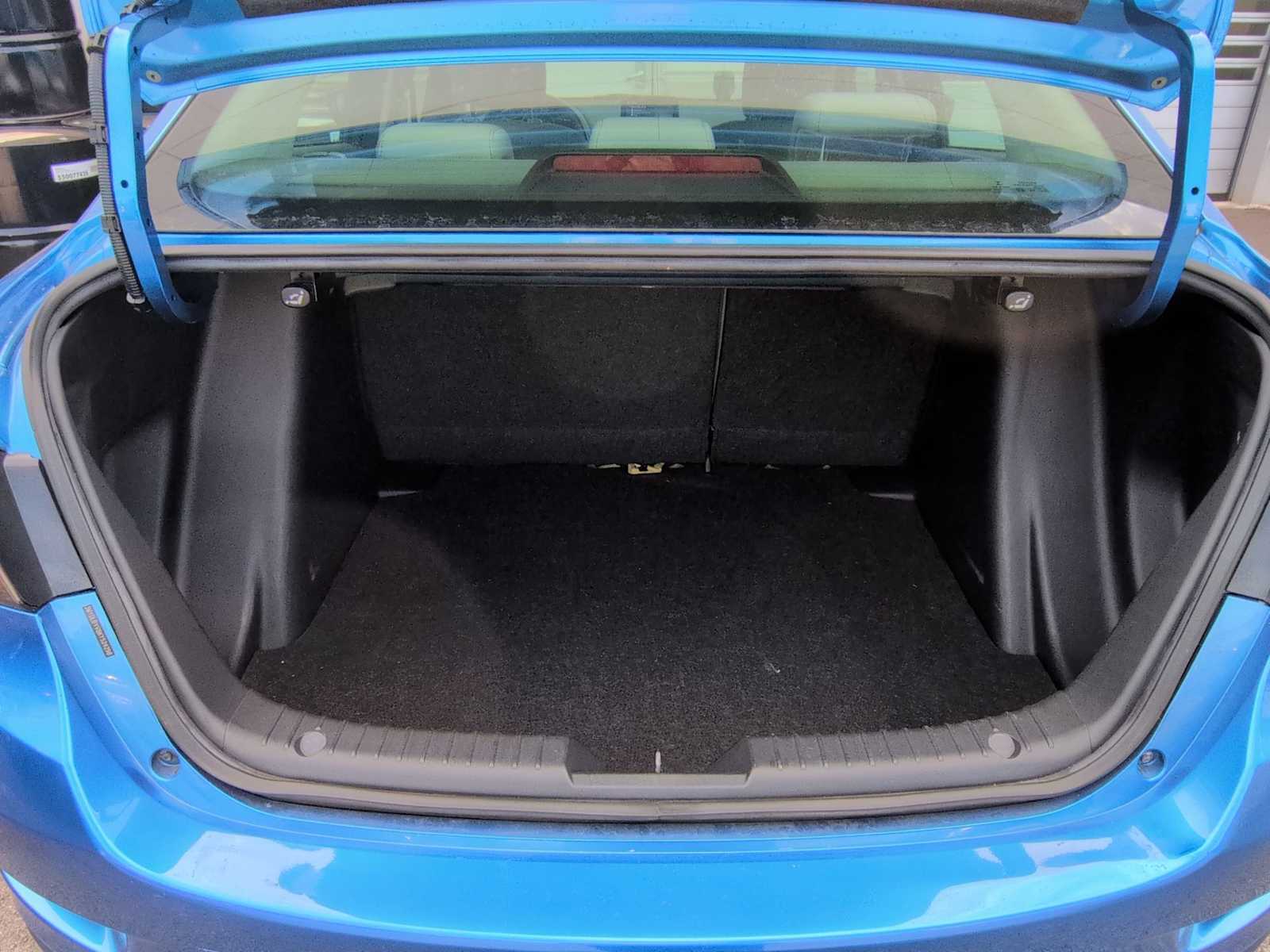 Thumbnail: 2019 Toyota Yaris - 33