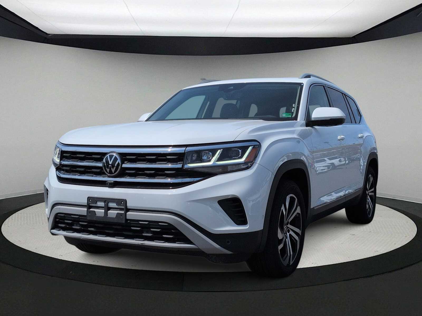 Thumbnail: 2021 Volkswagen Atlas - 4