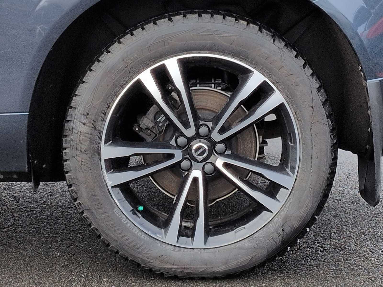 Thumbnail: 2020 Volvo XC60 - 14