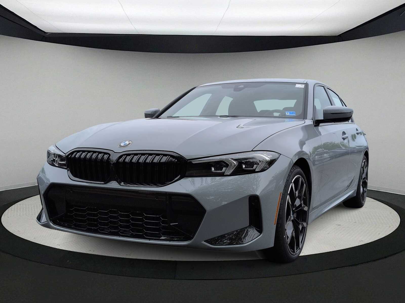 Thumbnail: 2026 BMW 3 Series - 4