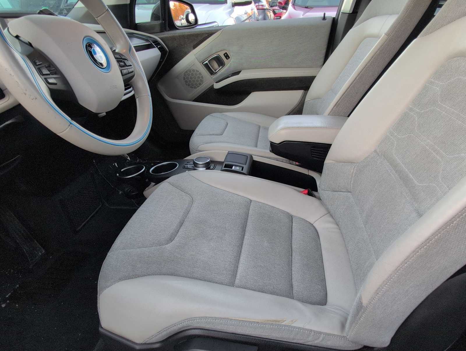 Thumbnail: 2015 BMW i3 - 16