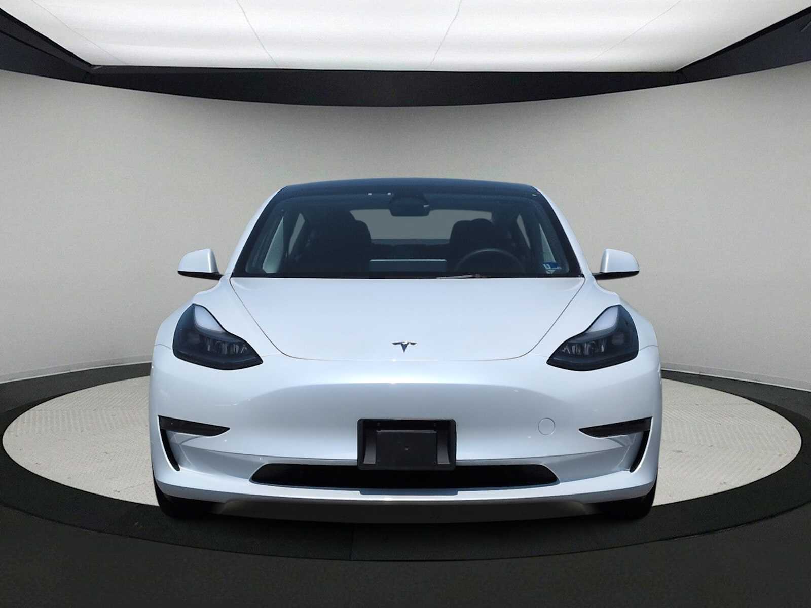 Thumbnail: 2023 Tesla Model 3 - 3