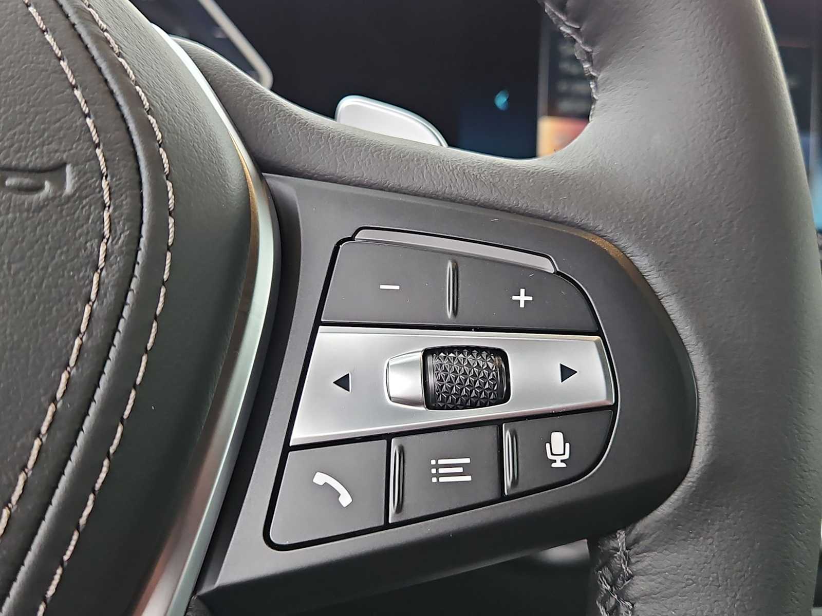 Thumbnail: 2026 BMW X5 - 22