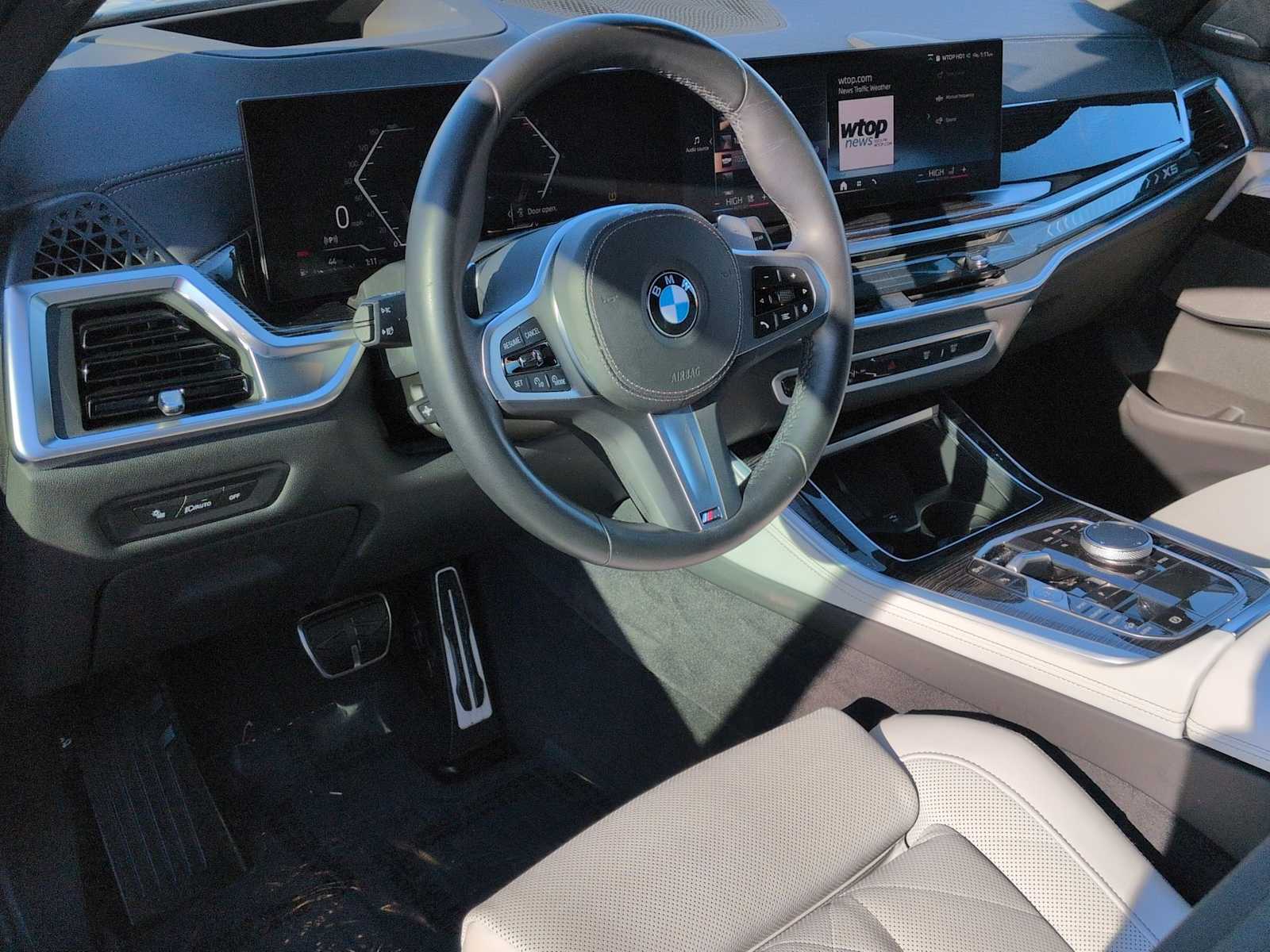 Thumbnail: 2025 BMW X5 - 14