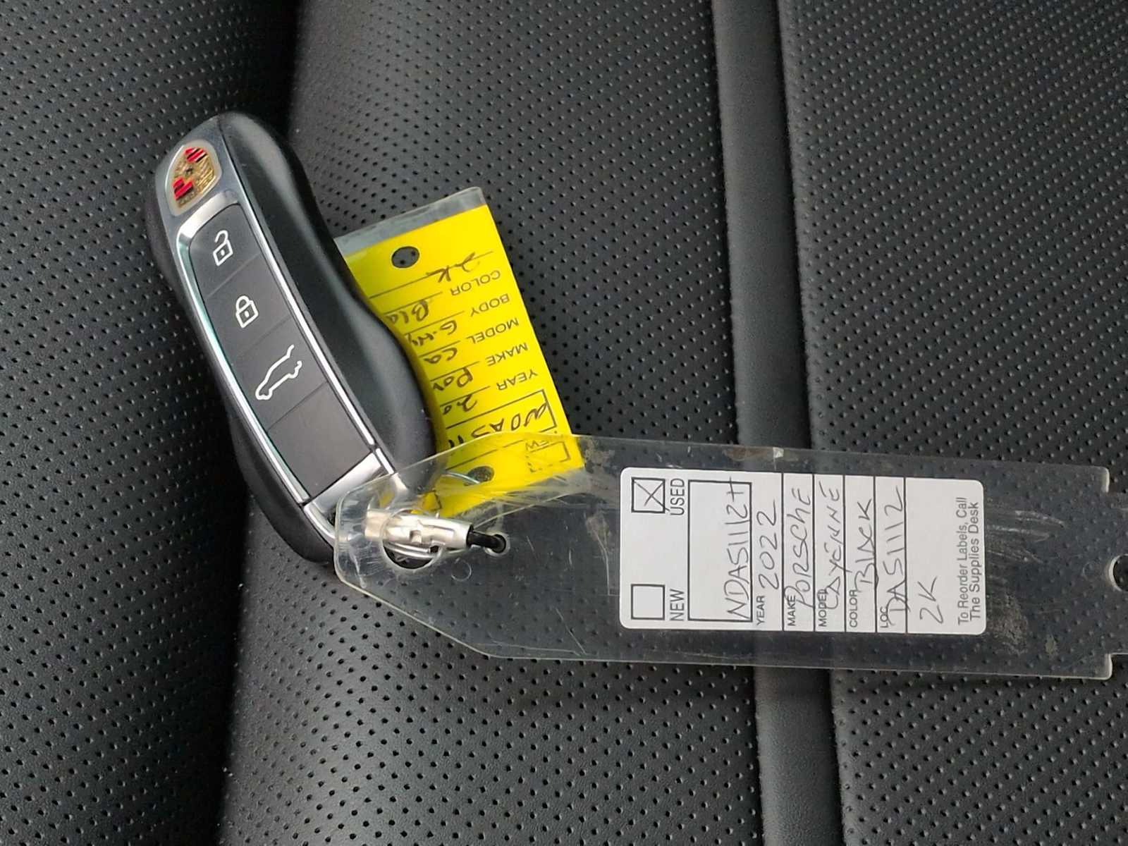 Thumbnail: 2022 Porsche  - 37