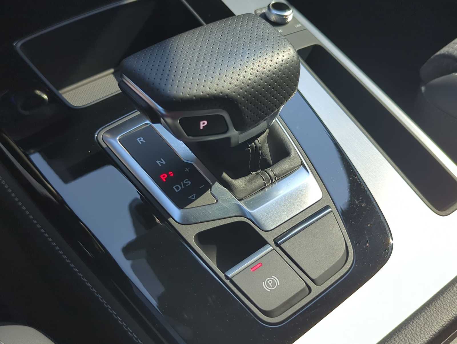 Thumbnail: 2023 Audi Q5 - 32