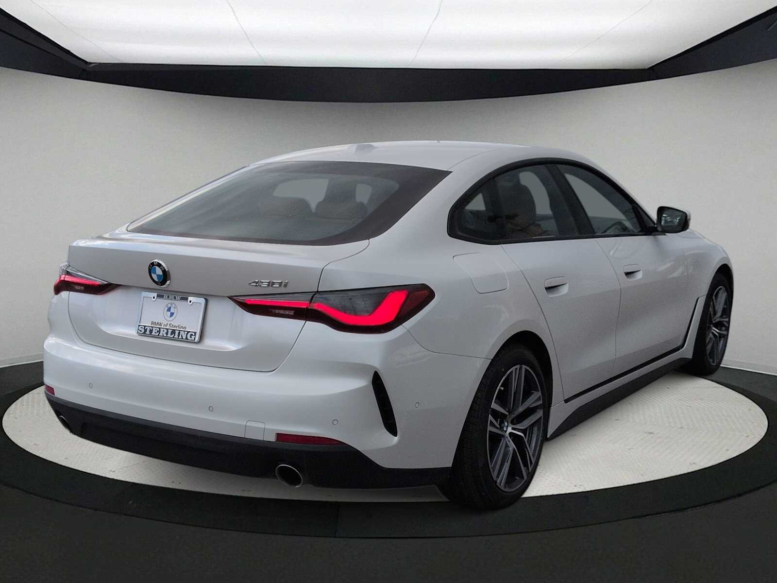 Thumbnail: 2022 BMW 4 Series - 8