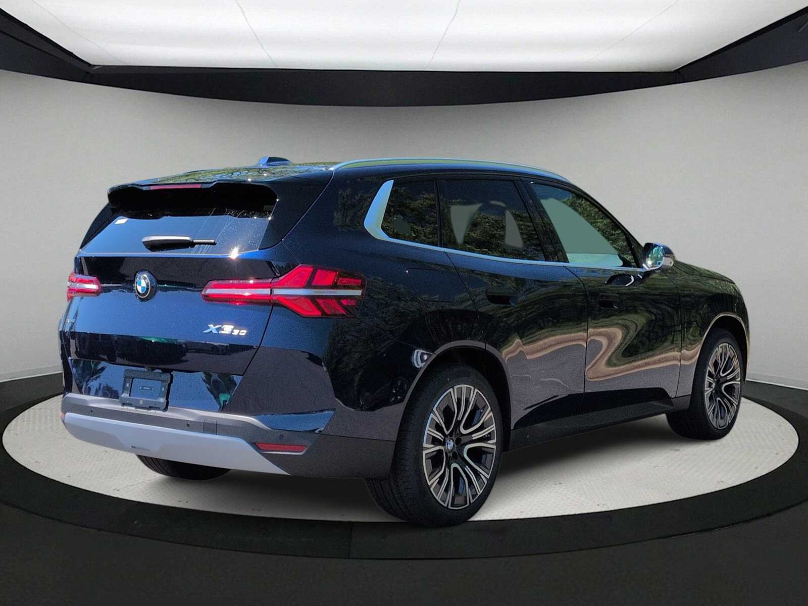 Thumbnail: 2026 BMW X3 - 8