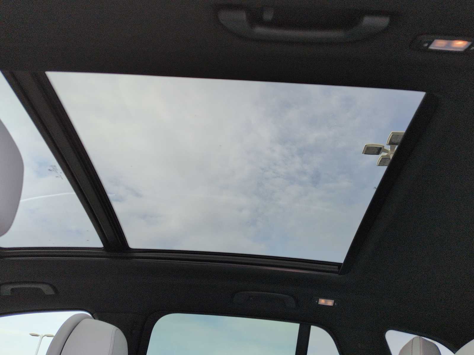 Thumbnail: 2026 BMW X5 - 23