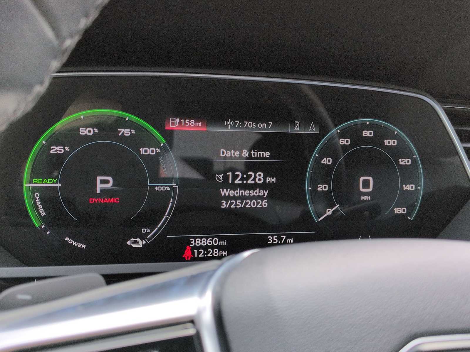 Thumbnail: 2023 Audi e-tron S - 34