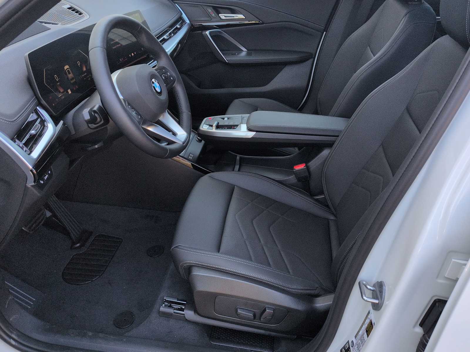 Thumbnail: 2026 BMW X1 - 17