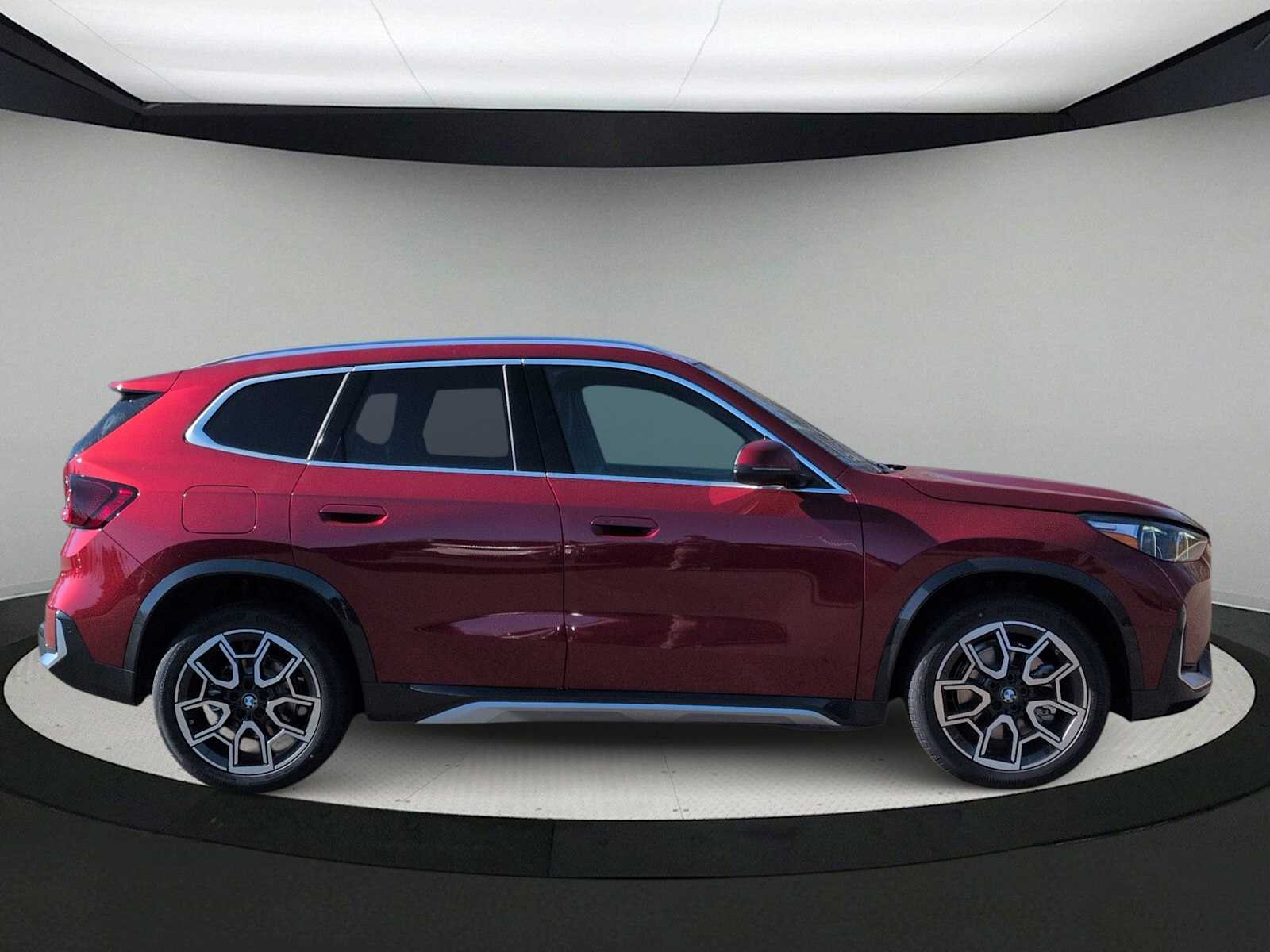 Thumbnail: 2026 BMW X1 - 9