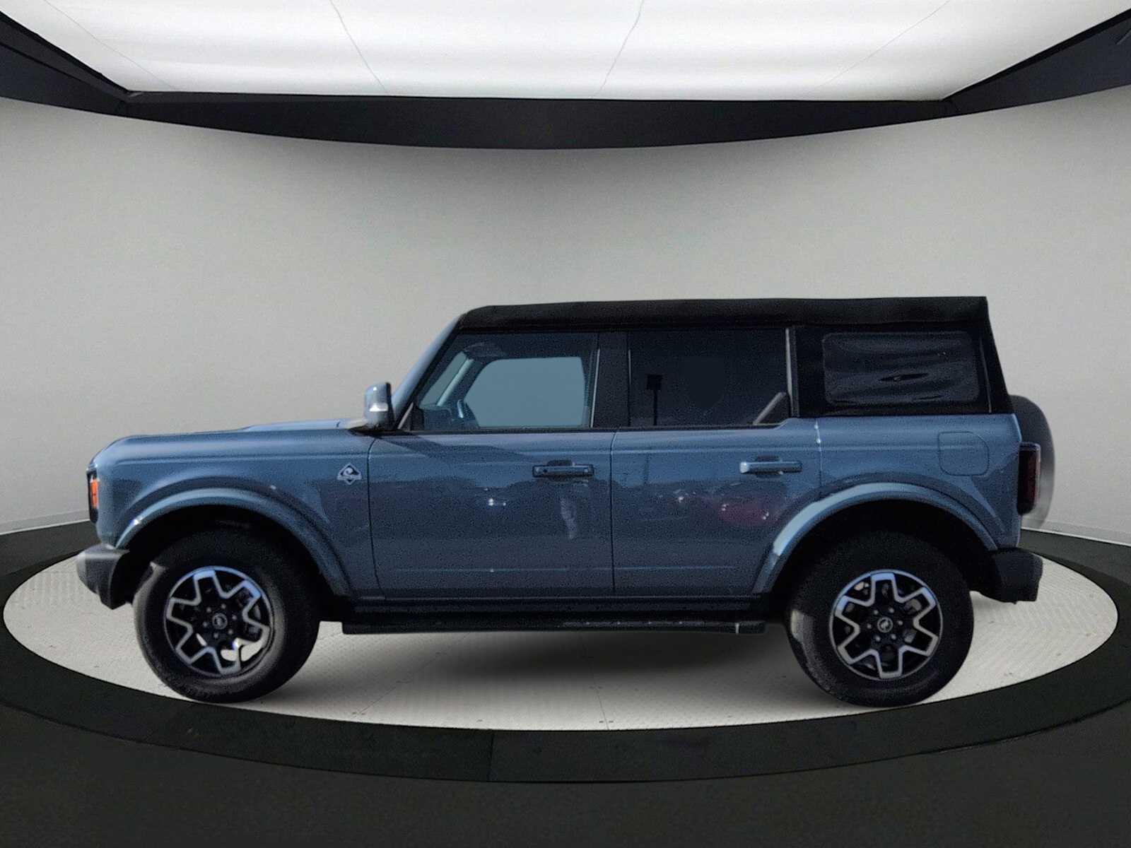 Thumbnail: 2024 Ford Bronco - 5