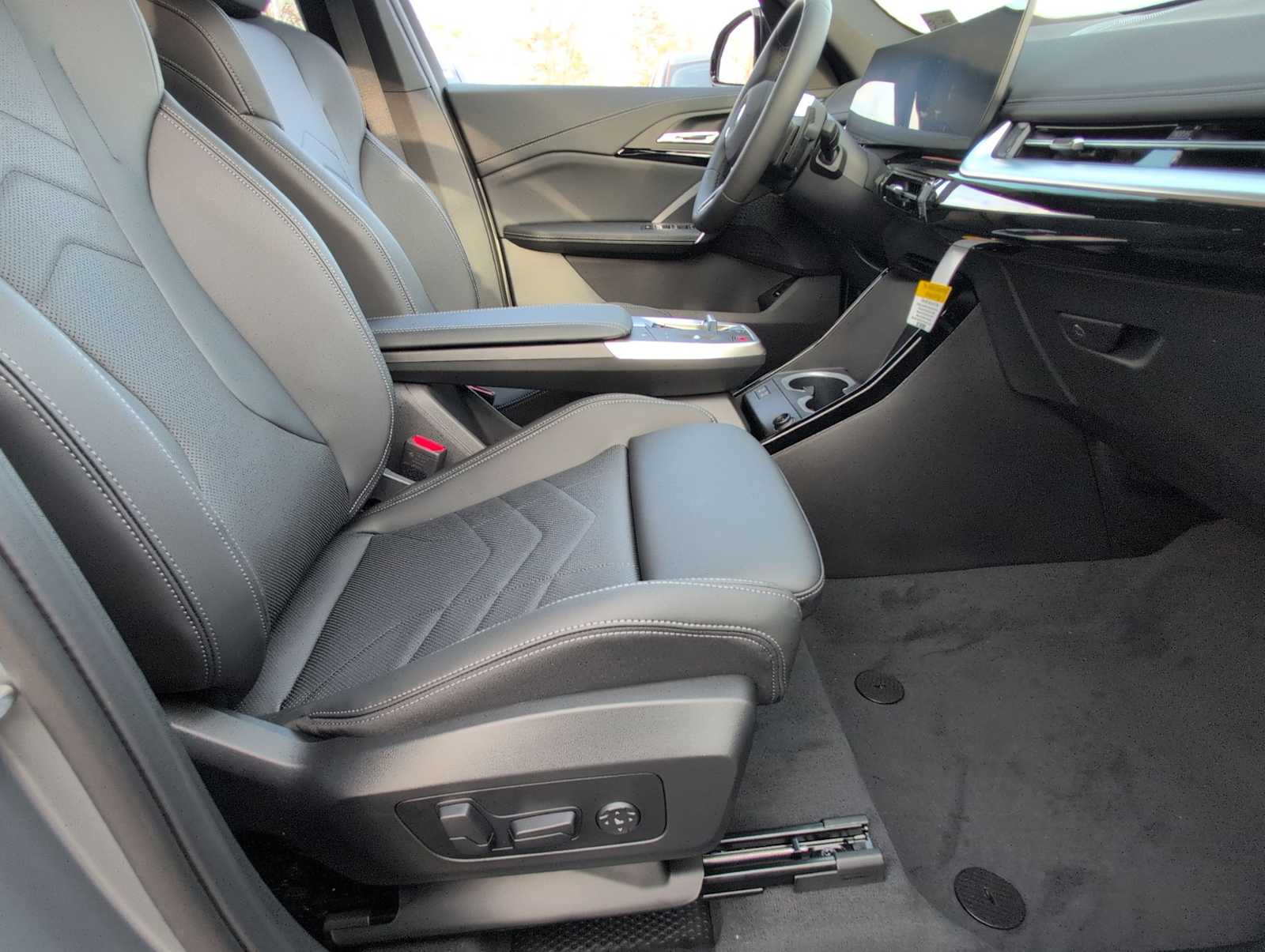 Thumbnail: 2026 BMW X1 - 21