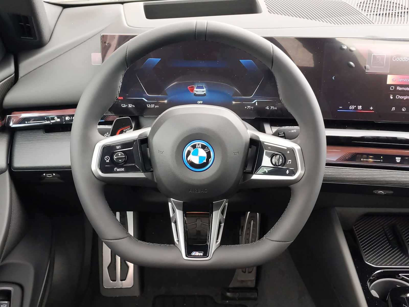 Thumbnail: 2025 BMW i5 - 24