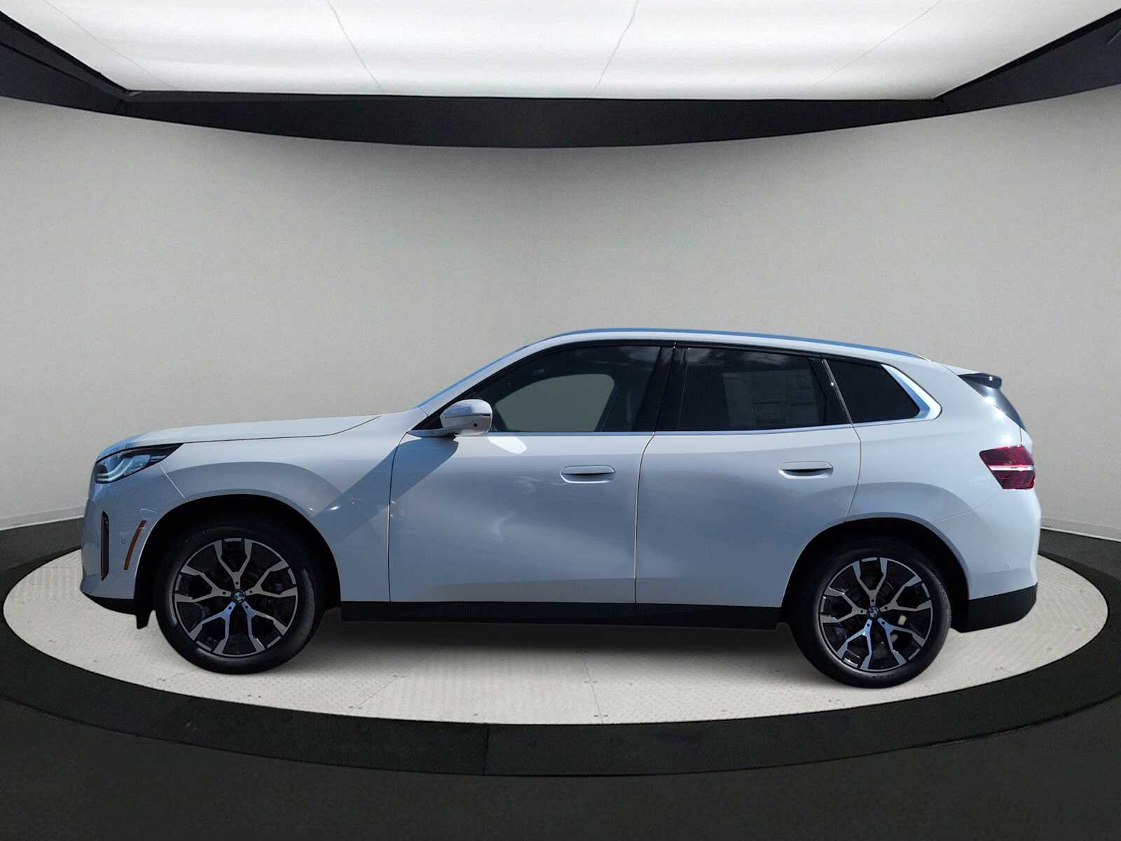 Thumbnail: 2026 BMW X3 - 5