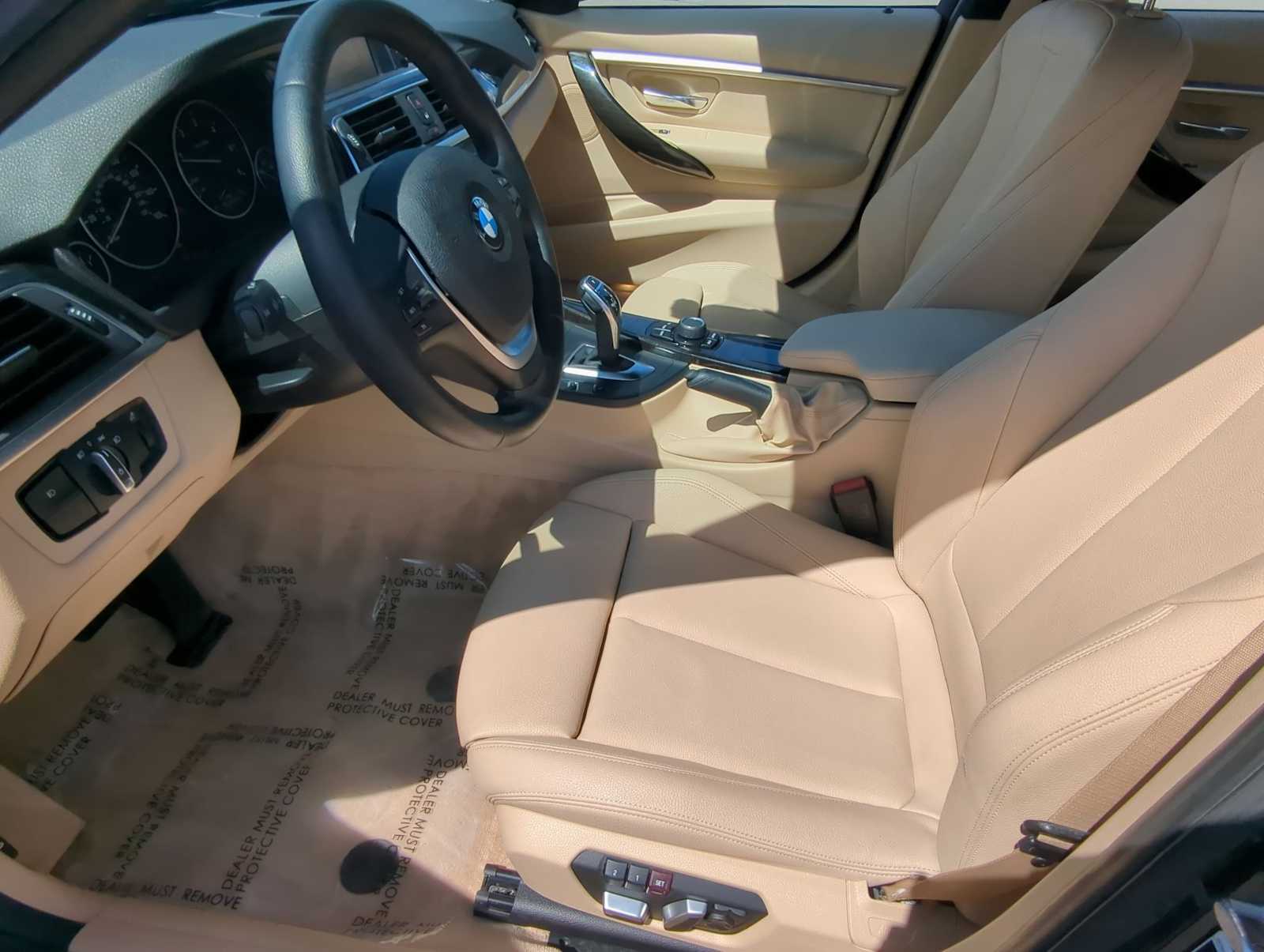 Thumbnail: 2016 BMW 3 Series - 10