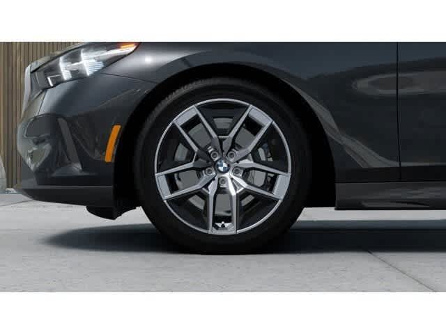 Thumbnail: 2026 BMW 5 Series - 7
