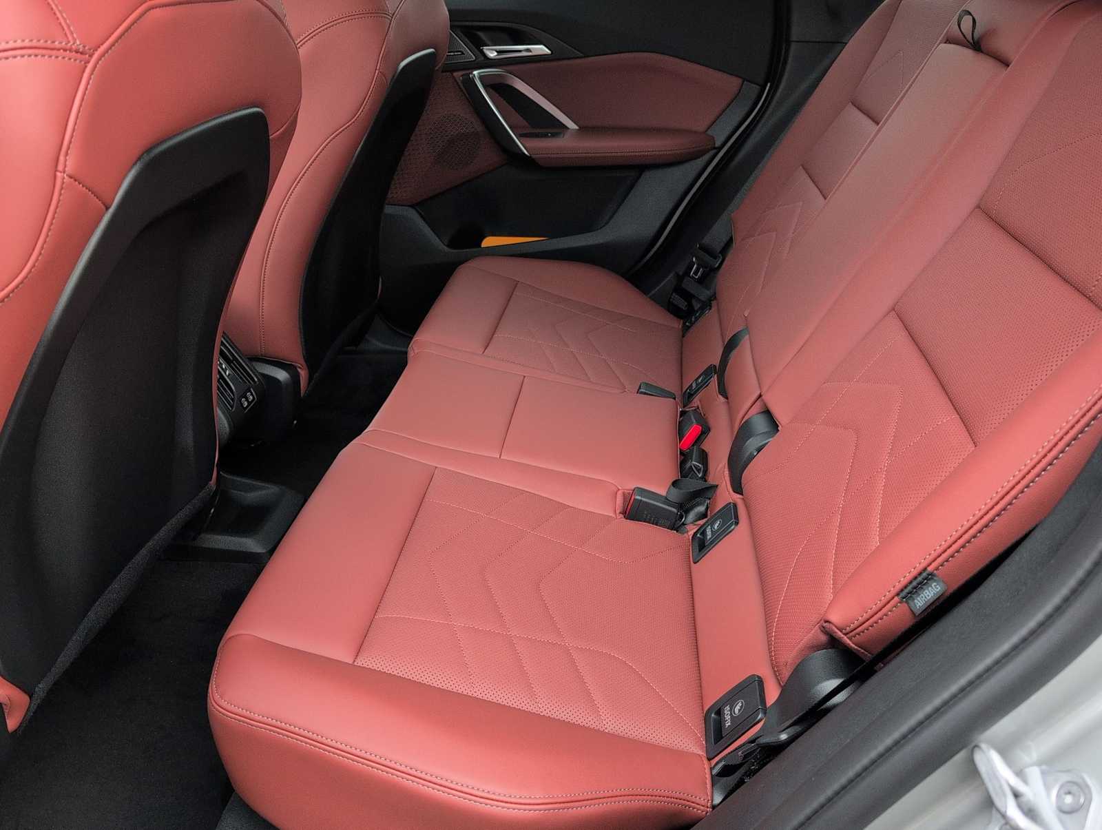 Thumbnail: 2026 BMW X1 - 19