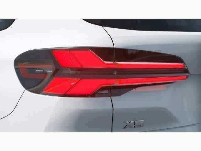 Thumbnail: 2026 BMW X5 - 8