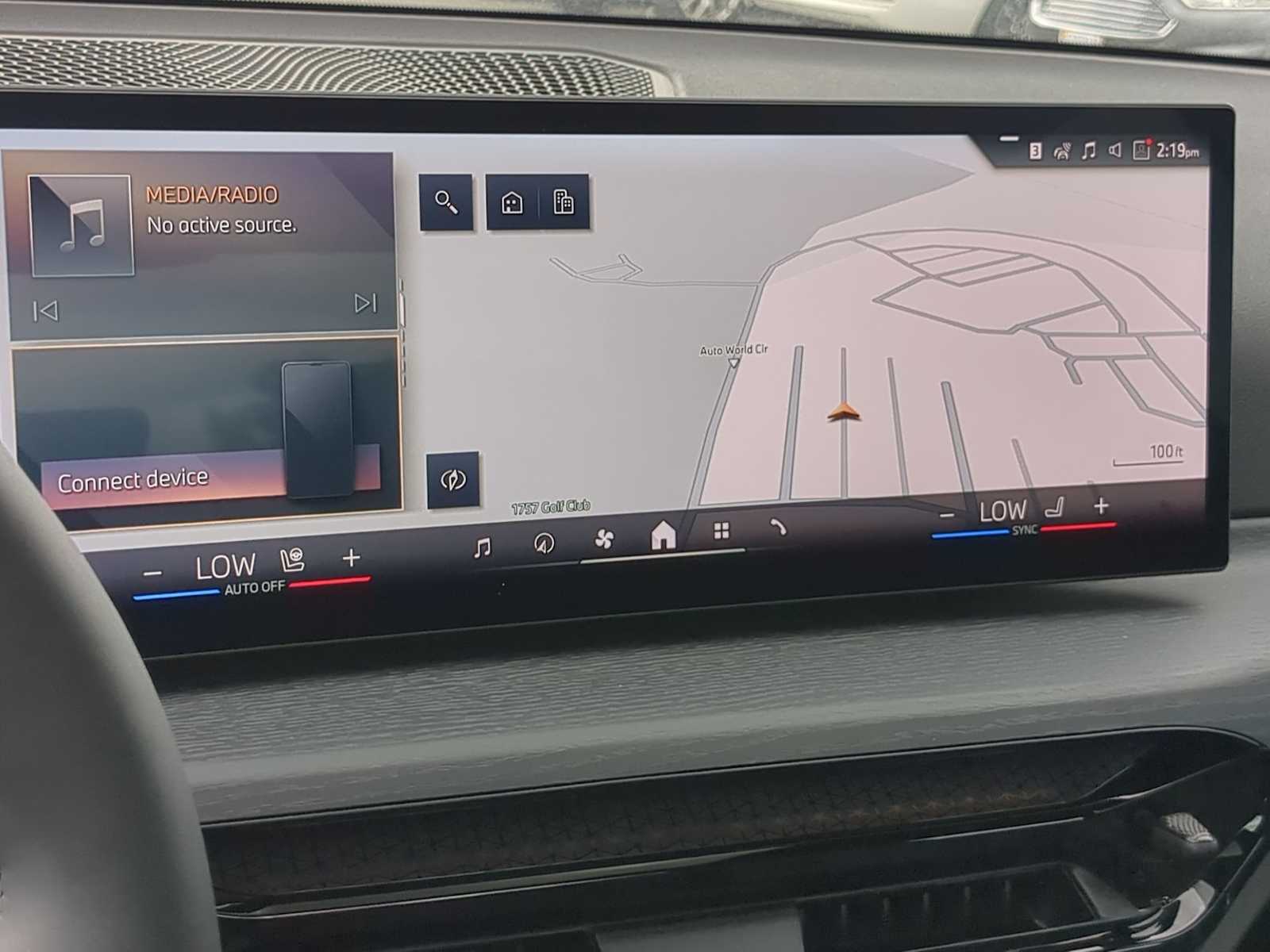 Thumbnail: 2025 BMW 3 Series - 31