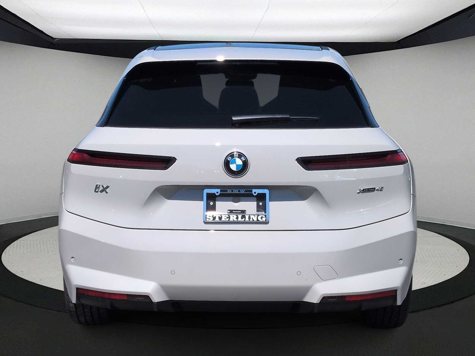 Thumbnail: 2026 BMW iX - 7
