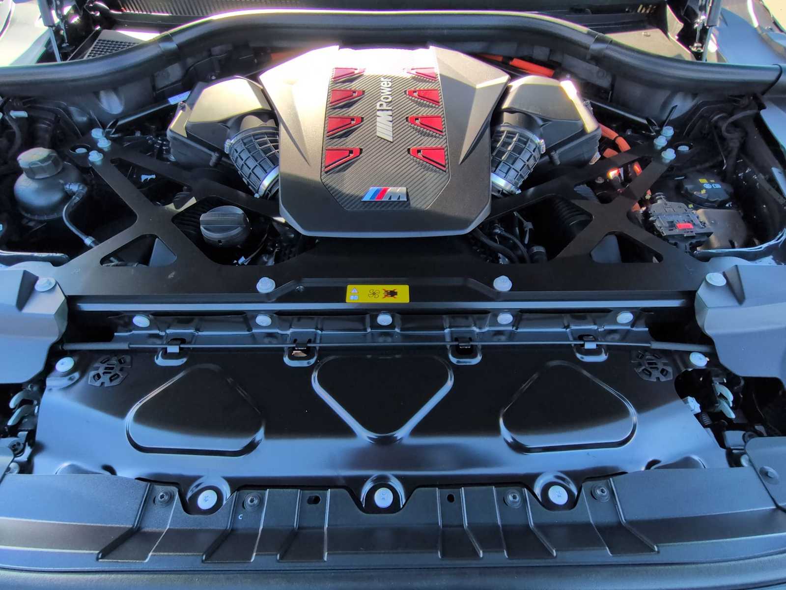 Thumbnail: 2026 BMW XM - 15