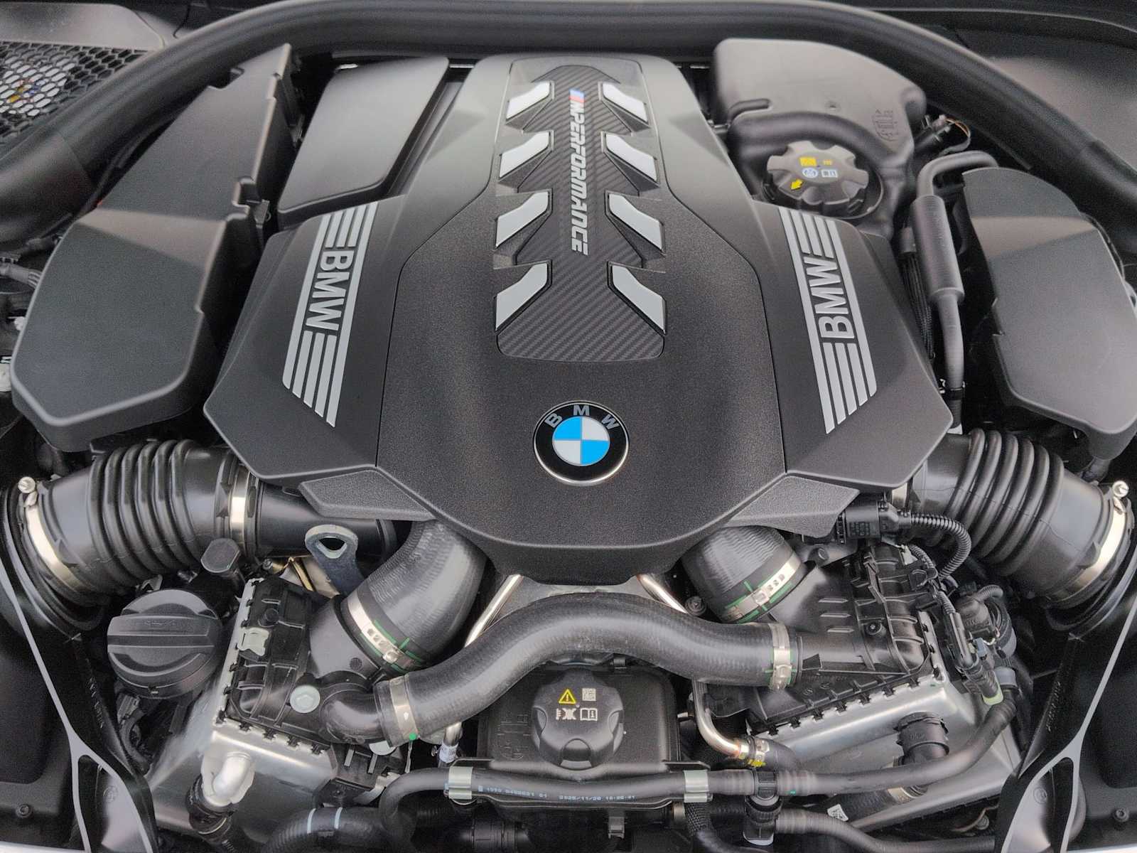 Thumbnail: 2026 BMW 8 Series - 15